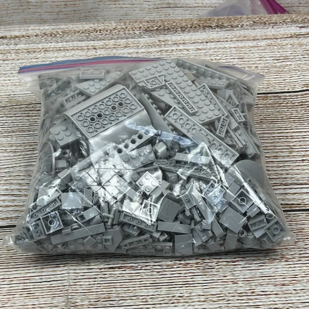 LEGO Bulk Lot 2lbs‎ 1oz Light Bluish Gray Bricks Plates Specialty Pieces MOC